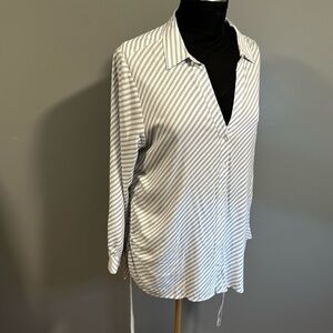 KISMET size large button up rayon 100% shirt with tie sides